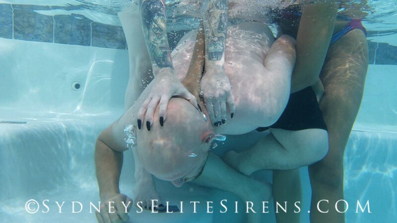 Scissored Pool Pervert - Image 5